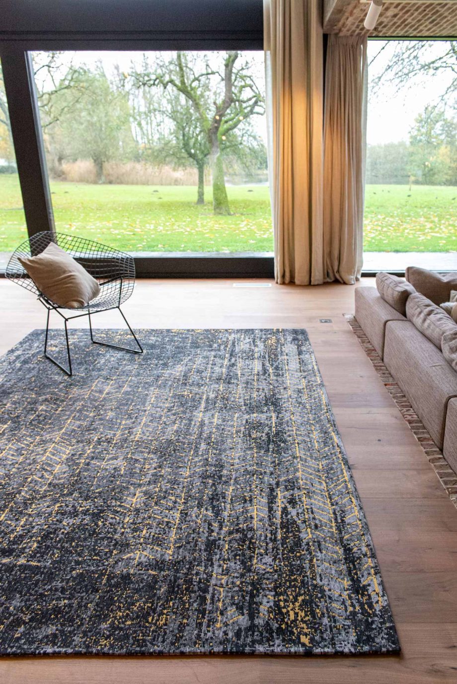 Louis De Poortere tapijt LX 8422 Mad Men Broadway Glitter interior 4