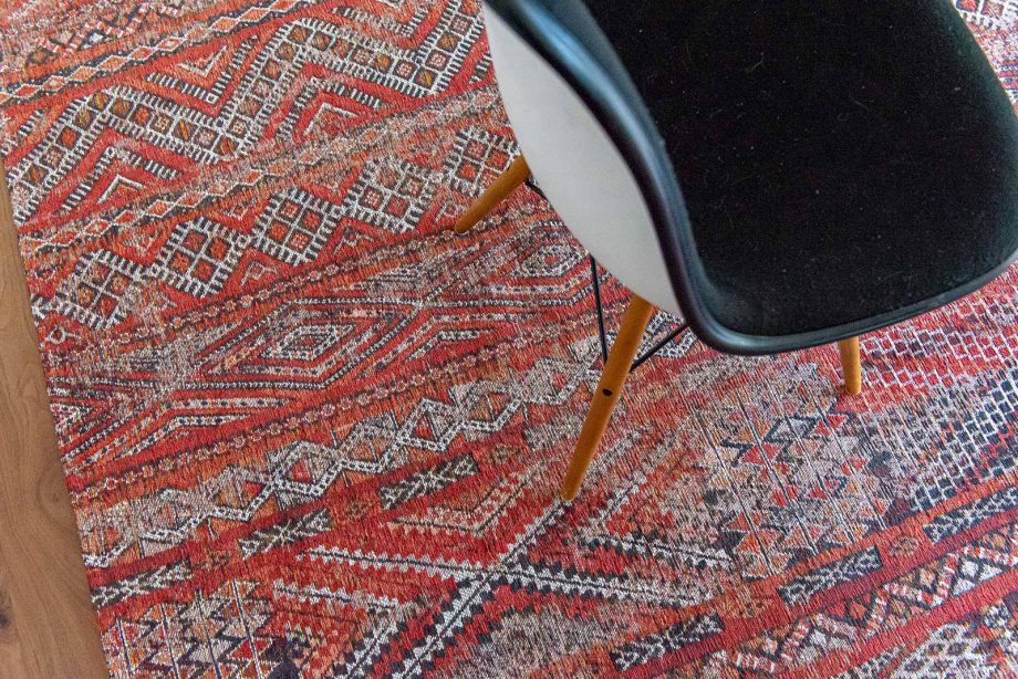 Louis De Poortere tapijt LX 9115 Antiquarian Kilim Fez Red interior 4