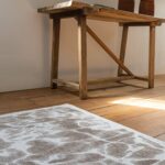 Louis De Poortere tapijt Meditation Swim 9353 Grit interior 1
