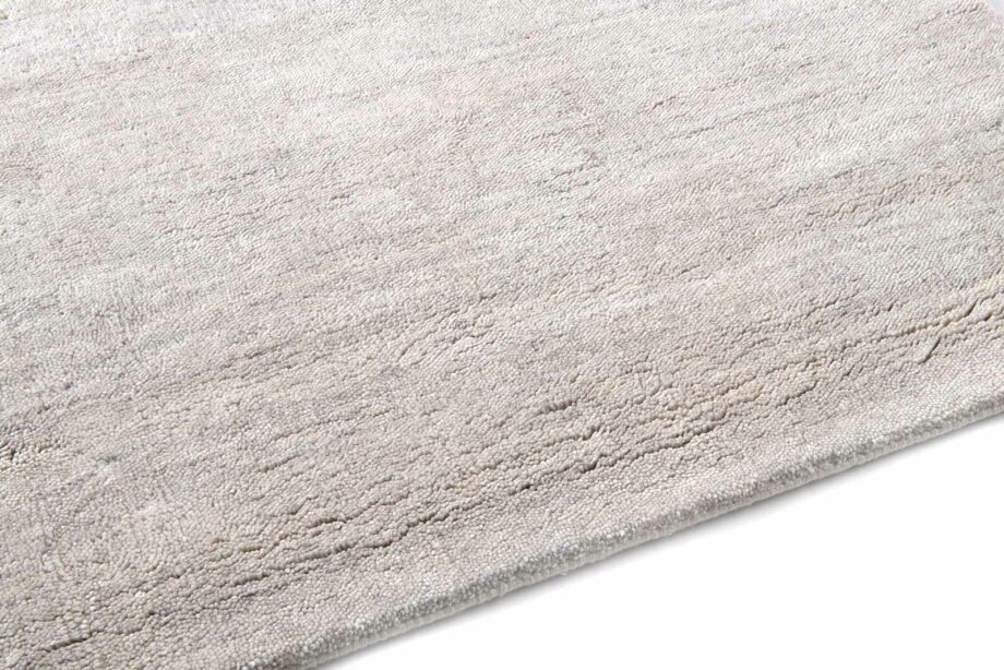 Brinker Carpets tapijt New Berbero 815 Light Grey corner