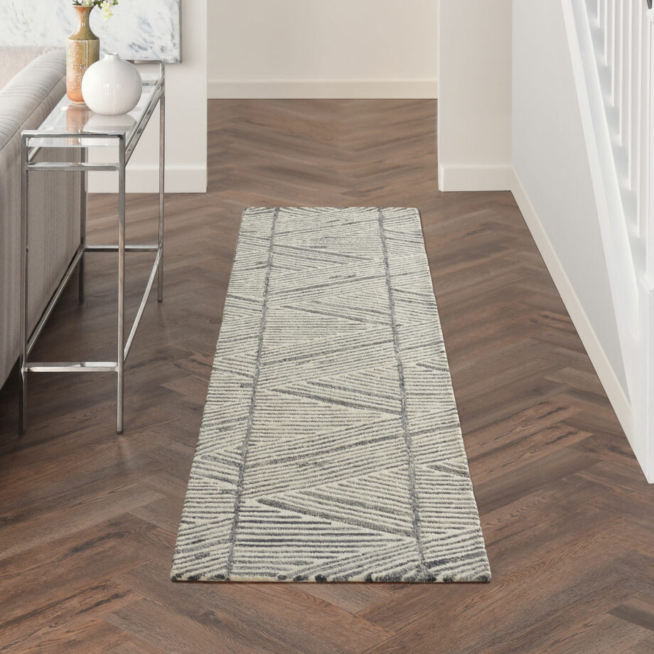Nourison tapijt Colorado CLR01 GRYWT GREY WHITE 2x8 099446790224 interior 1
