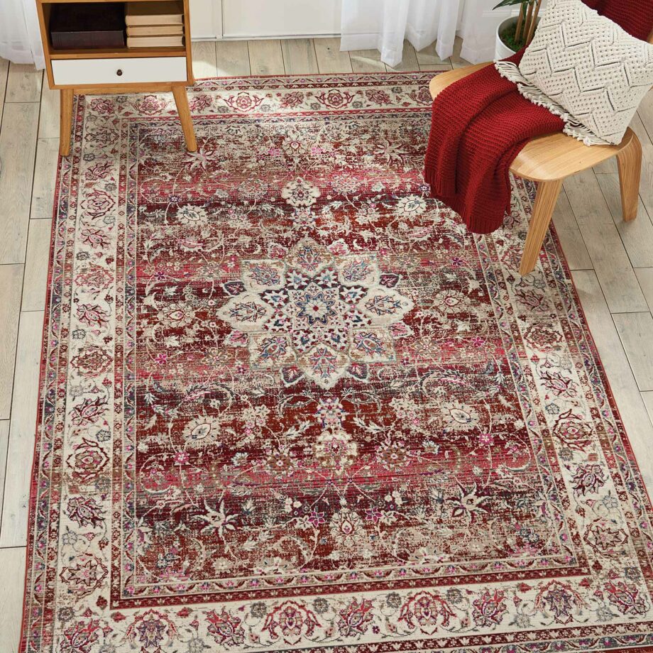 Nourison tapijt Vintage Kashan VKA01 RED 5x7 099446455239 interior 2 OSTKCROP