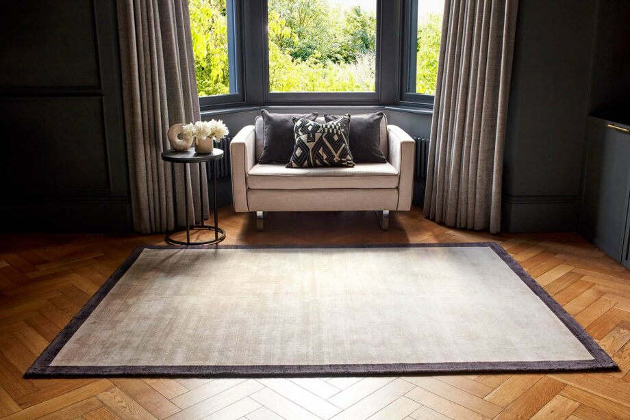 Asiatic tapijt Blade Border Putty Charcoal interior