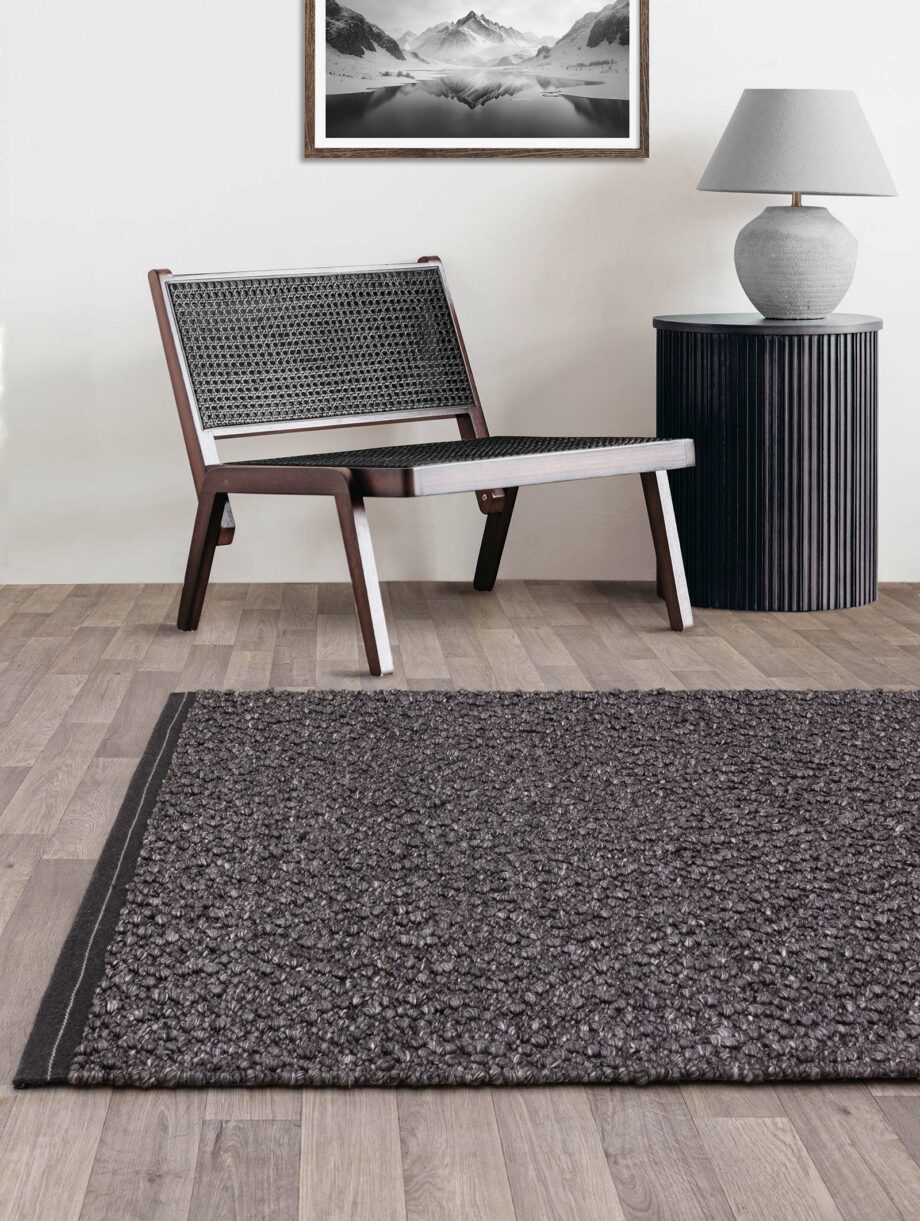 Asiatic tapijt Elm charcoal interior